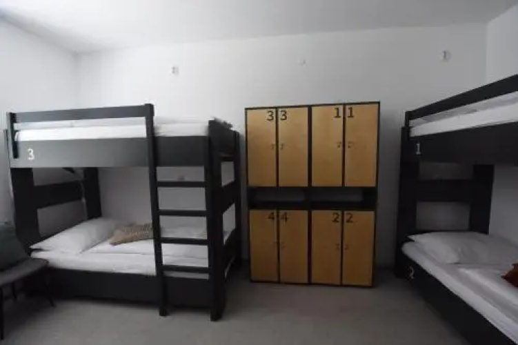 MS Sparrow Hostel