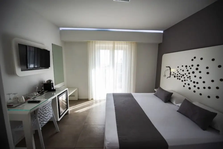 Deluxe Double Suite