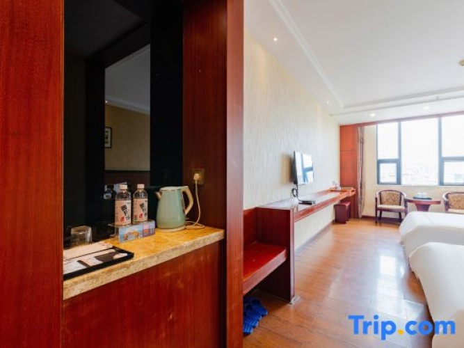 Standard Double room with river view