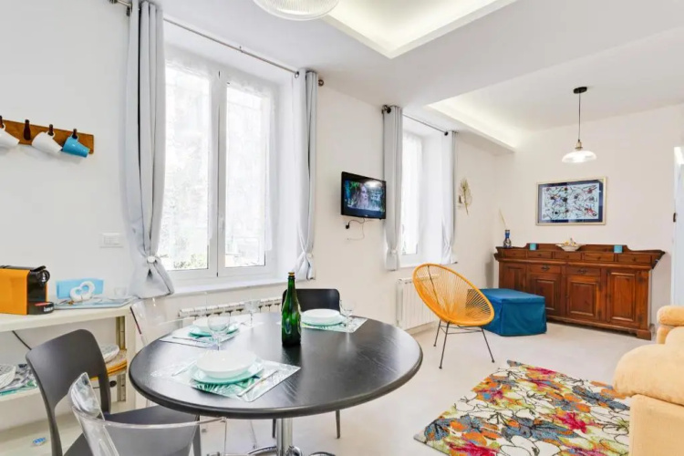 PRA' Modern & Cozy Apartment