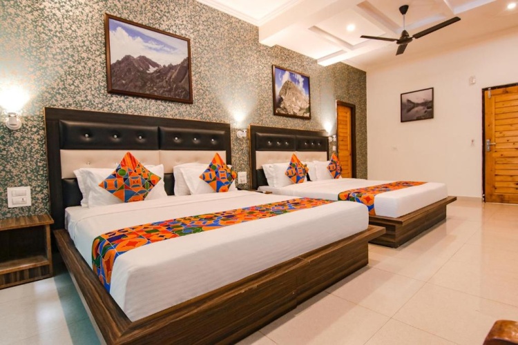 Standard Family room