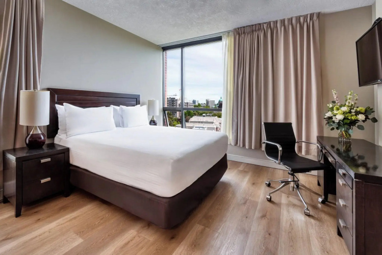 The Oswego Hotel