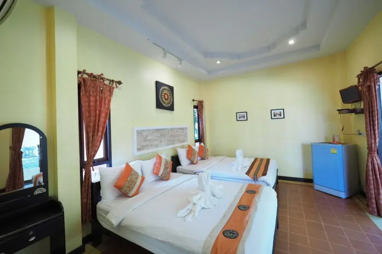 Pranburinoi Resort