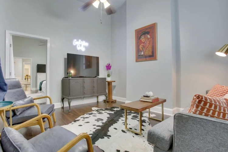 2 Bedrooms Cottage