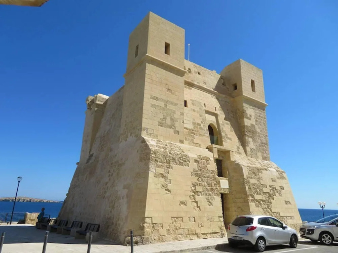 Studio - Sleeps 2 - Balcony - 5 Min Walk To Beach