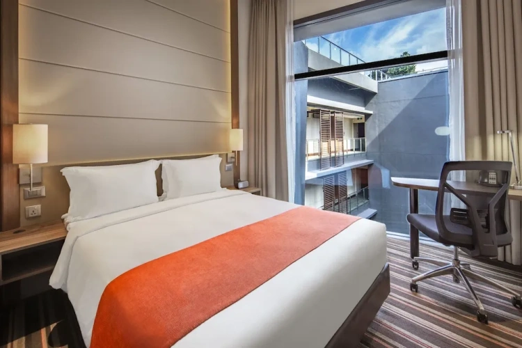 Standard Double room with courtyard view