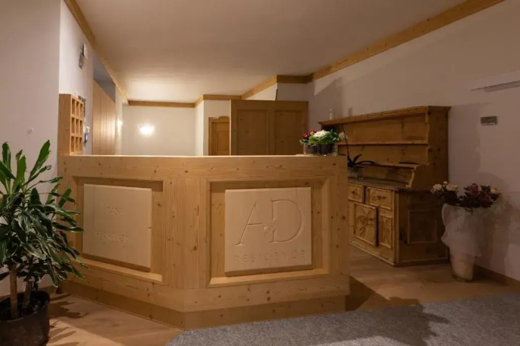 Ad Residence