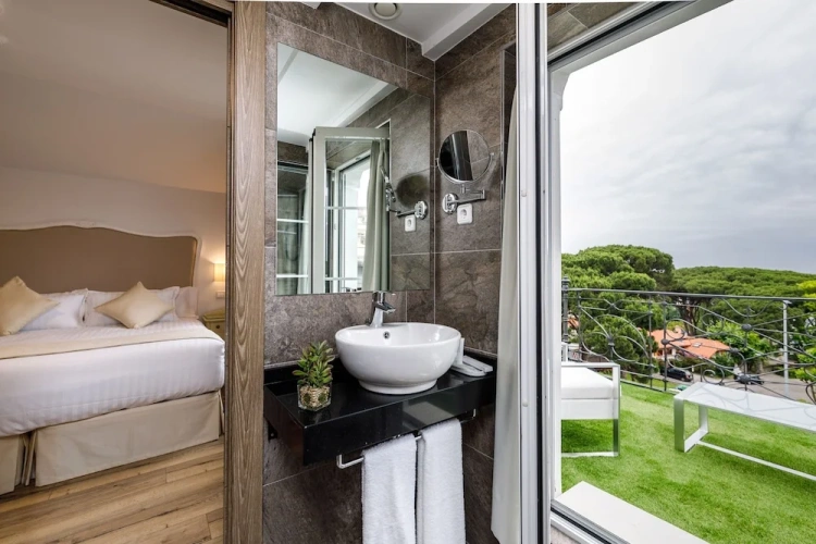 Standard Double room with balcony