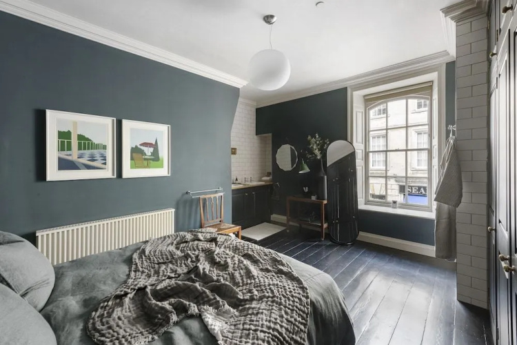 Superior Stays - Rosewell House