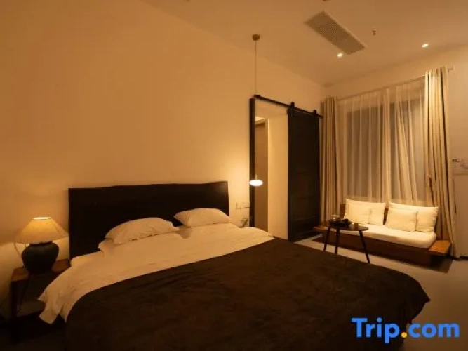 2 Bedrooms Suite