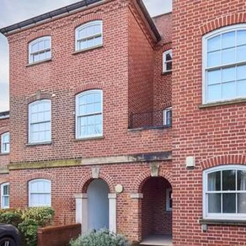 Host Stay Nunnery Fields - Canterbury