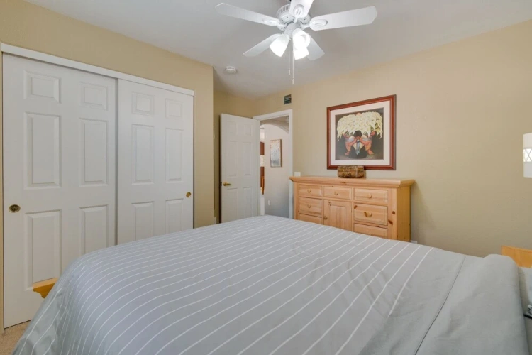 4 Bedrooms Standard room