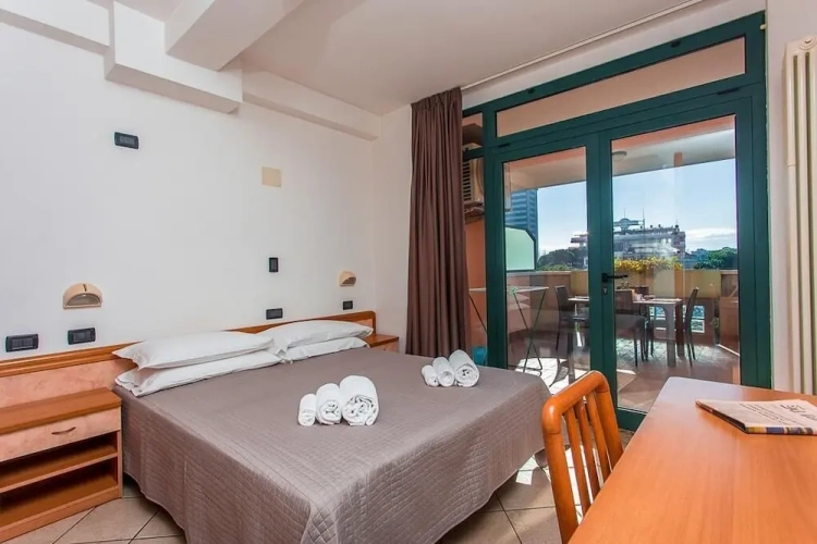 1 Bedroom Family Apartment with balcony