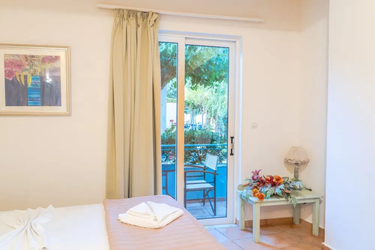 Melina Beach Hotel