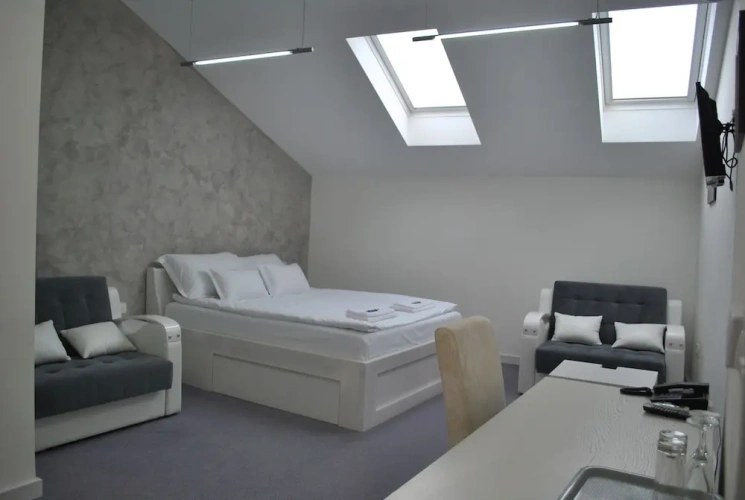 Comfort room