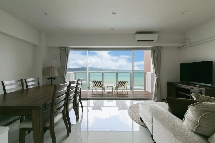 Suite with balcony