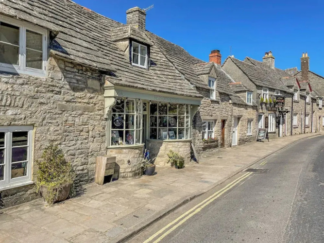 Lodge 19
