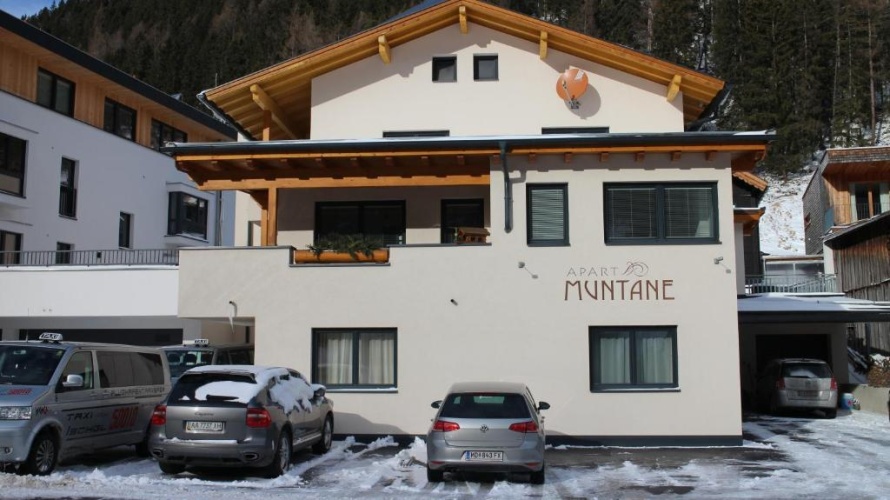 3 Bedrooms Double Apartment