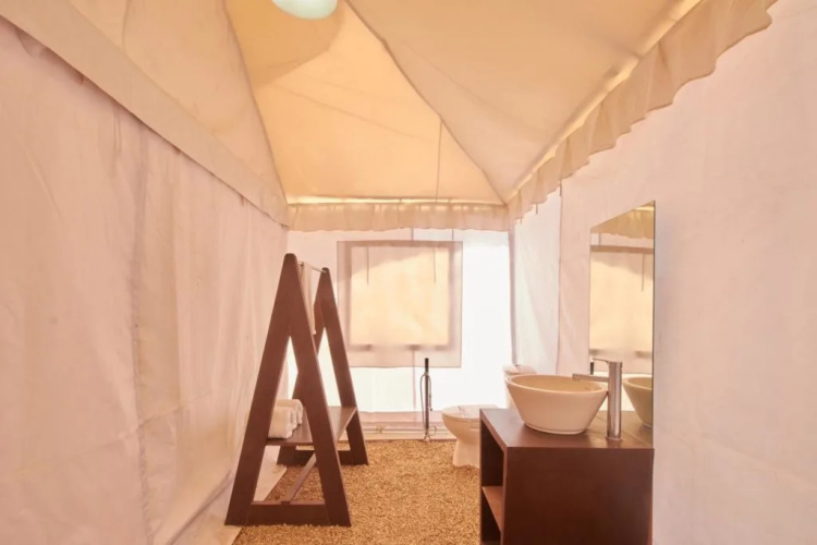 Savi Camps