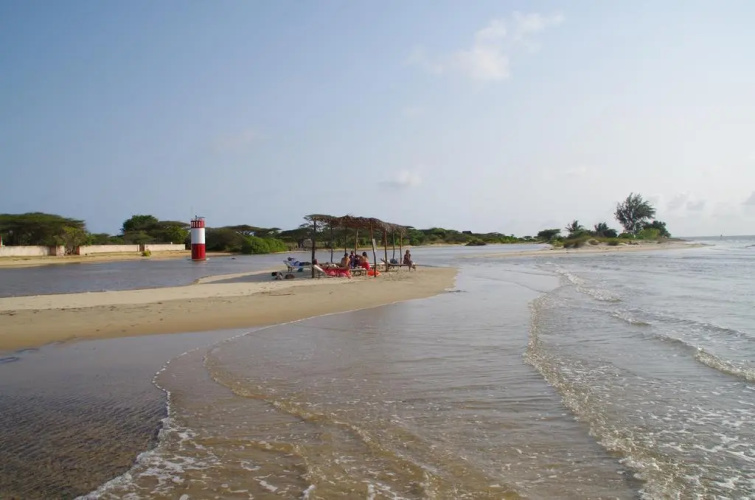 Diamond Beach Village