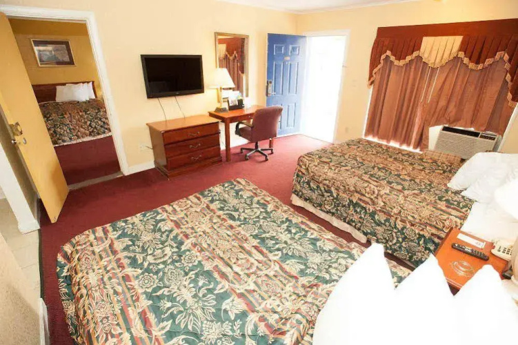 Knights Inn Jackson