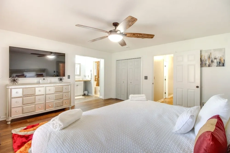 Guest rooms