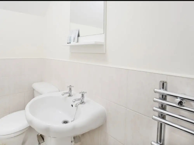 Saint Lawrence Apartment 2