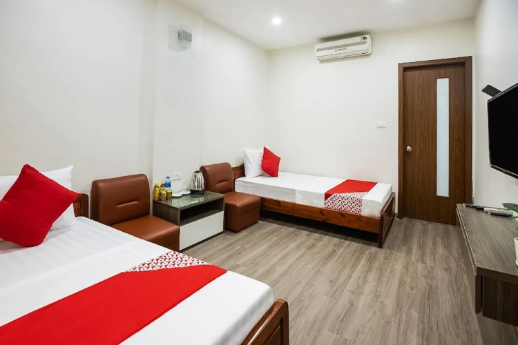 Giao Thong Hotel