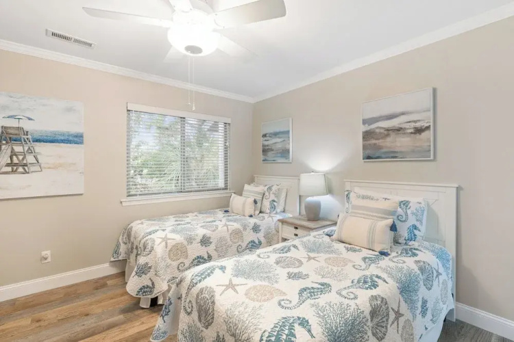Forest Beach Villa 2 BDR for 6