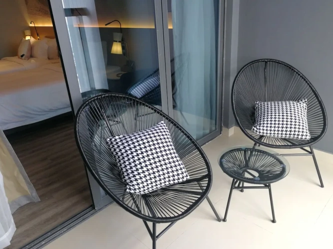 Executive Twin room with balcony