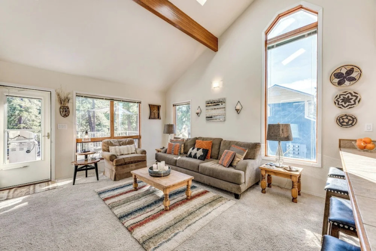 Bright Townhome - 1 Mile to Downtown Cloudcroft
