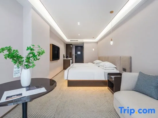 Business Twin Attic room