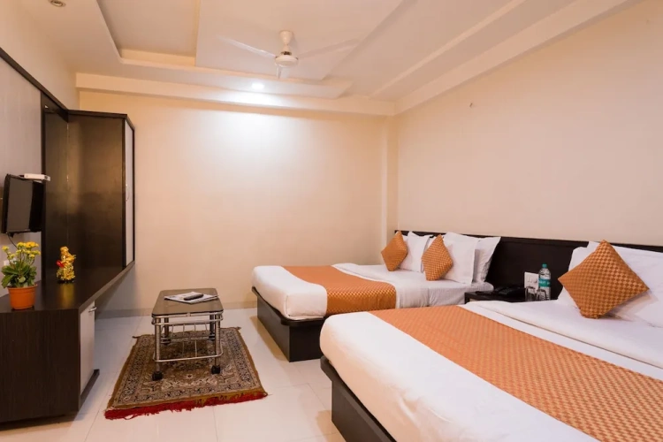 Deluxe Quadruple room