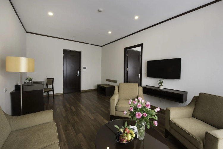 Thang Long Opera Hotel