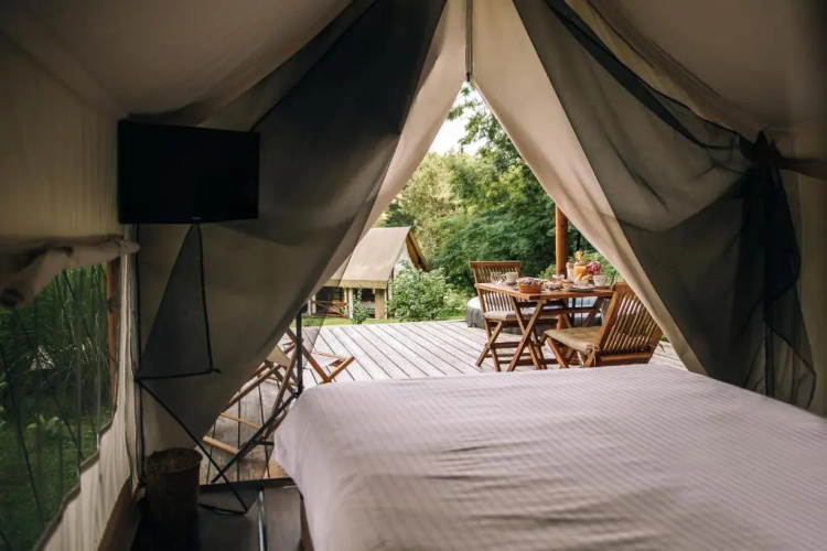 Chateau Ramšak, vineyard glamping resort