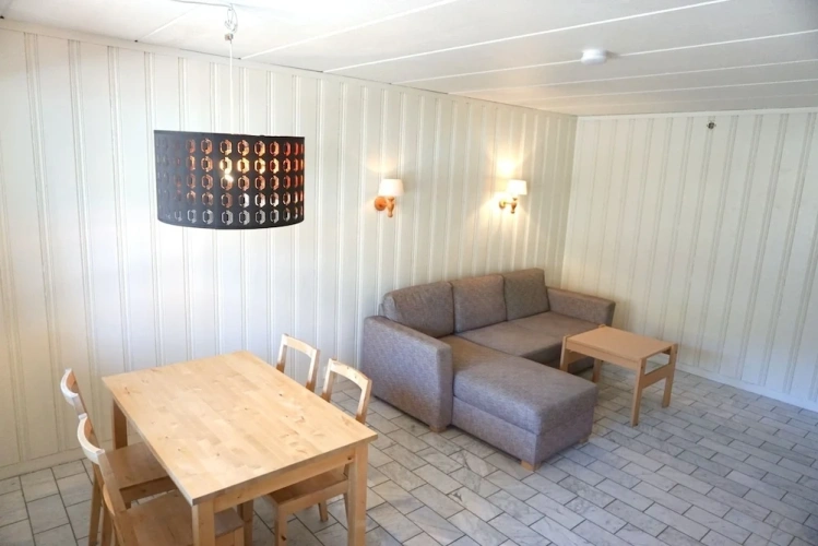 1 Bedroom Apartment with river view