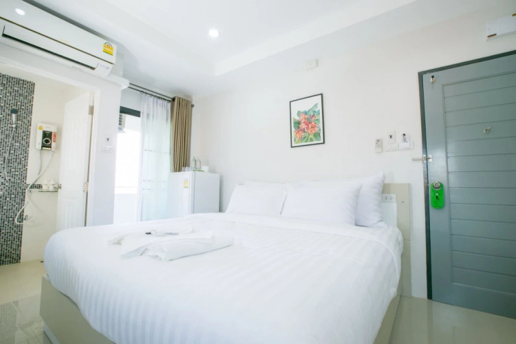 The Gun Hotel