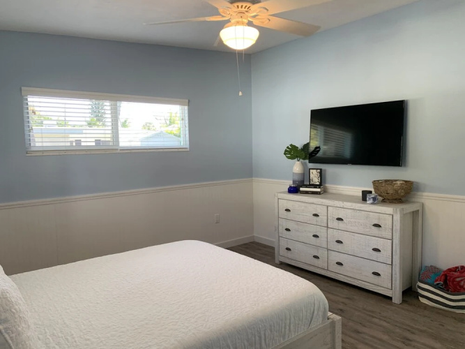 5621 Gulf Drive 3 Bedroom Home by Redawning