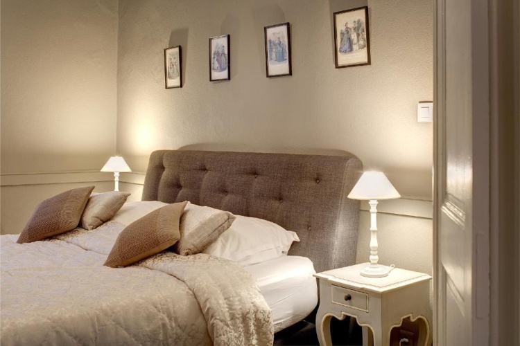 Suite with balcony and with view