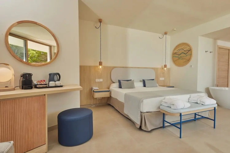 Grand Suite with balcony