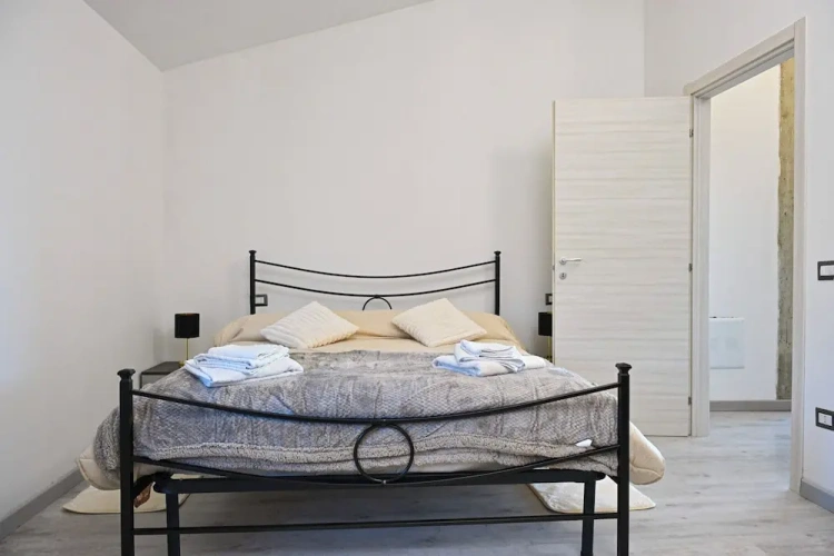 2 Bedrooms Villa with garden view