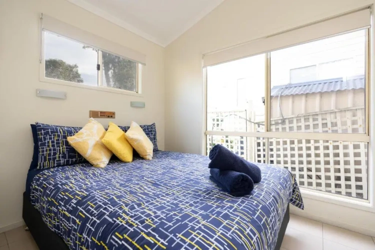 1 Bedroom Triple Chalet