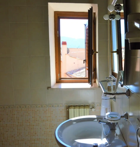 1 Bedroom Comfort room
