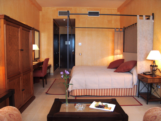Intelier Airén Hotel by Intelier Hotels & Suites