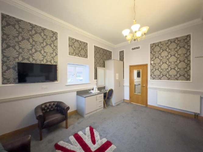 Deluxe Suite