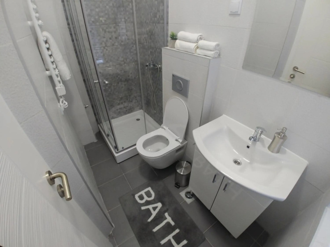 Apartments Sari