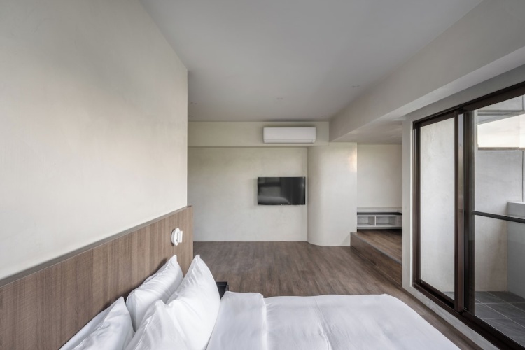Deluxe Double room with balcony and with city view