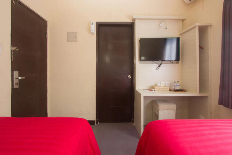 Maxi Hotel Kedonganan