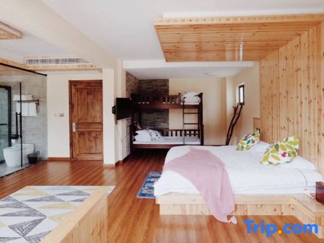 Family Suite with balcony