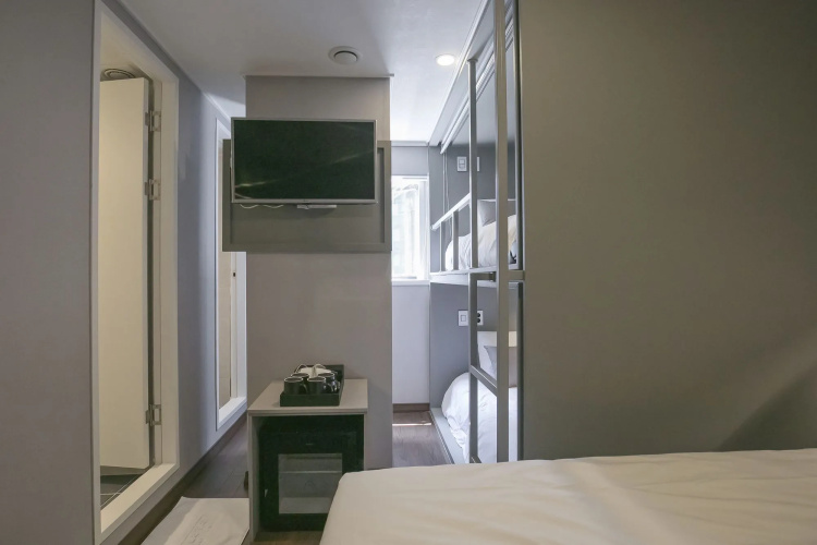 Philstay Myeongdong Station